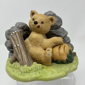 FRANKLIN MINT WOODLAND SURPRISE BEAR FIGURINE PORCELAIN JACQUELINE SMITH TEDDY 2